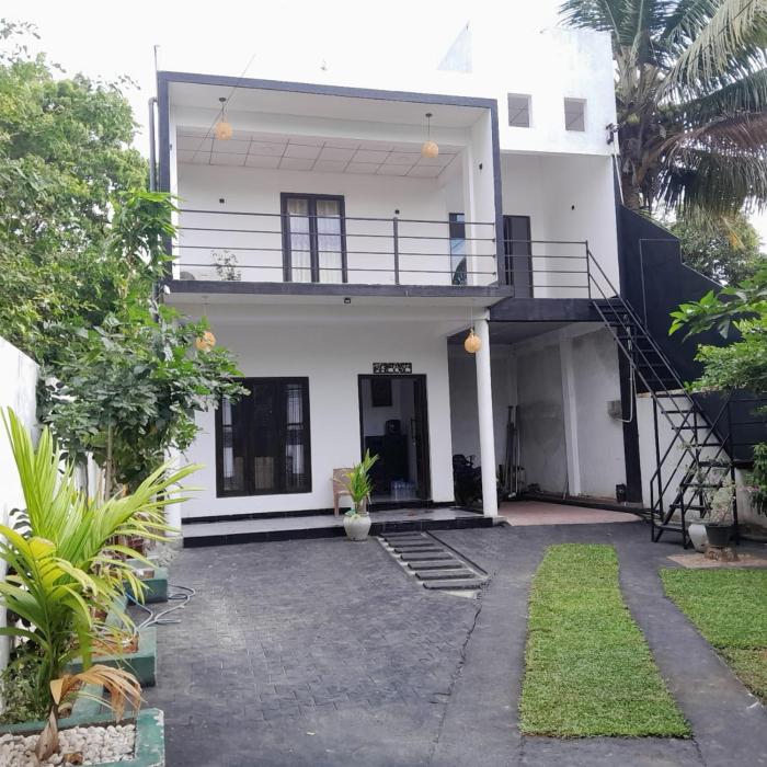 සදෙව් Villa