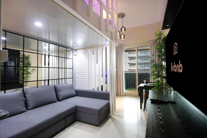 Unique Loft 1BR Next to Metro & Marina Walk