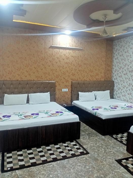 Jindal homestay-Two mints walk from golden temple