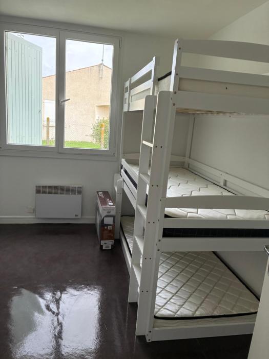 Grande maison familiale à médis 17600