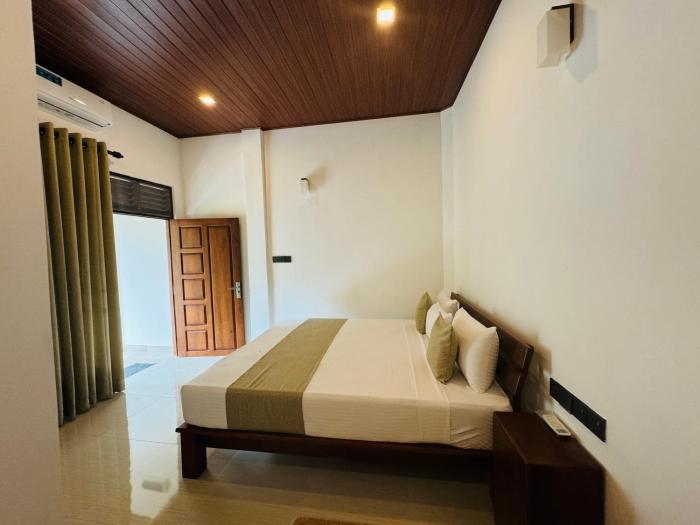 Theon J Resort