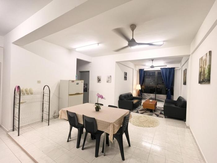 Cozy Stay ANJANA SERI GUEST HOUSE HOMESTAY Melaka