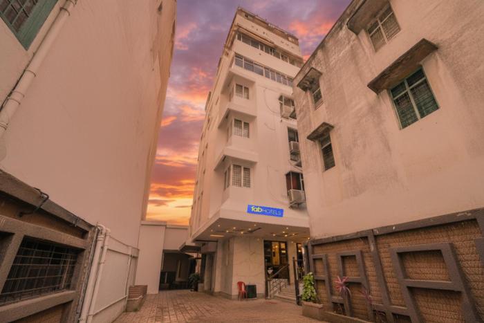 FabHotel Royale Basant Residency - Gandhinagar