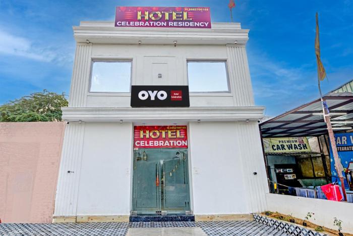 Hotel O Celebration