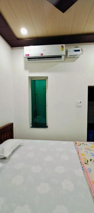 Sakshi Seva Sadan Vrindavan Homestay & Restaurant