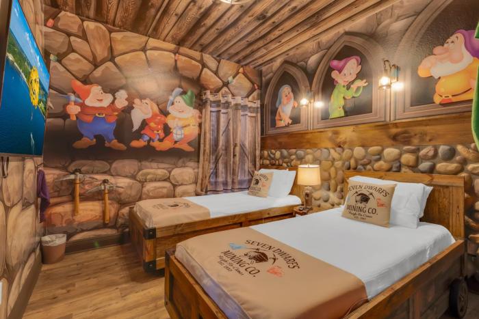 The Ultimate Disney Experience PLUS MORE!