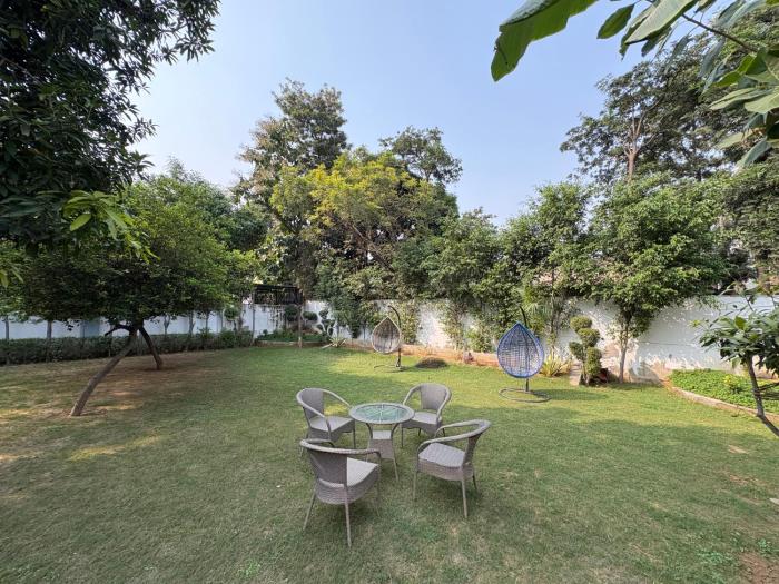 Leela Farm Gurgaon - 4 Bedroom Villa with Lawn and Big Size Private Pool
