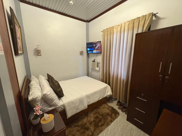 Goldland Caelestis Guest House