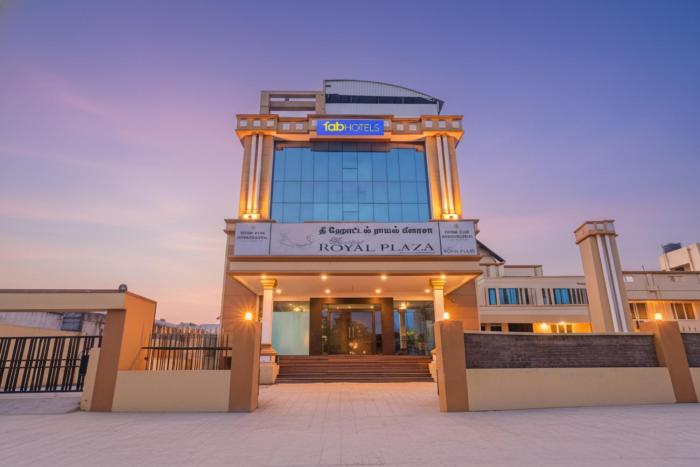 FabHotel The Royal Plaza - Koyambedu