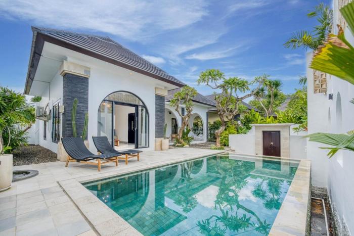 Villa Unagi Chic 2BR Tropical Escape in Canggu