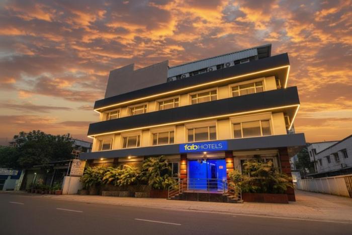 FabHotel Keerthis Anupama - Nr Indira Gandhi Stadium