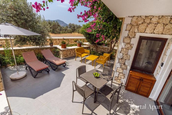 One bedroom ground floor central Kalkan Apartment