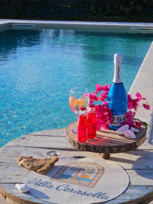 Villa Cerasella - Rustic Sicilian Retreat with Private Pool & Sunset View