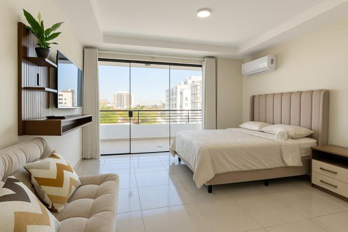 Charming Studio with Terrace in Equipetrol