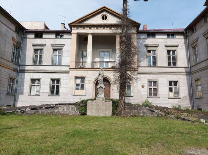 Strefa Zen pokoje z klimatem przy parku.