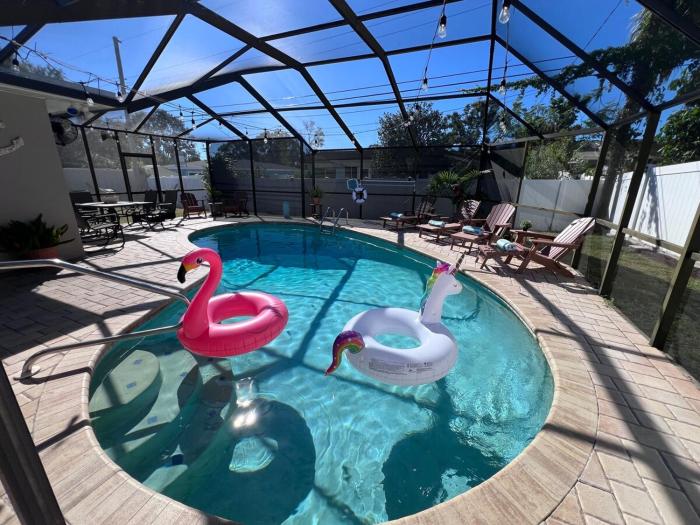 Clearwater Palms-Pool Paradise-Minutes from Beach