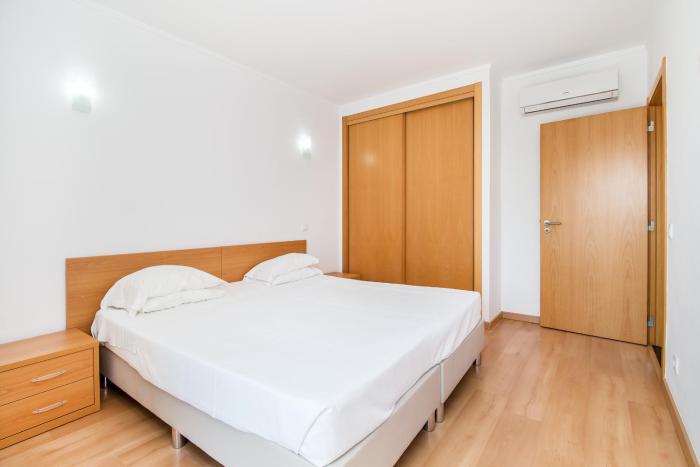 Rocha Tower 3D - Sunset Apartment Beachside