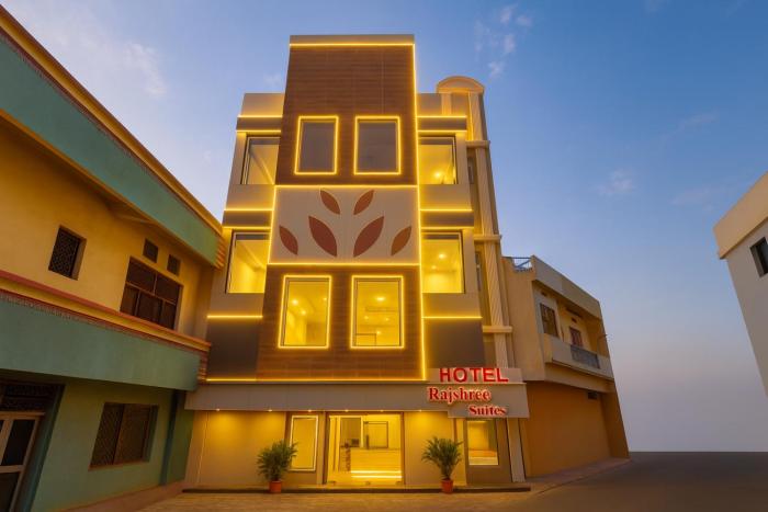 Hotel Rajshree Suites