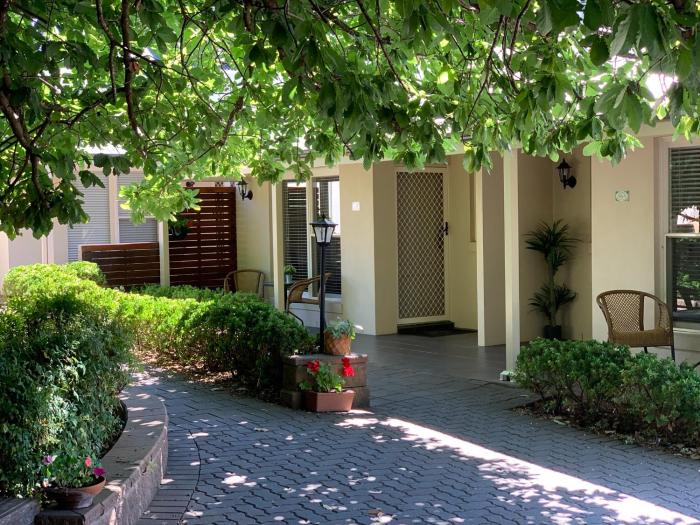 Hahndorf Oak Tree Cottages