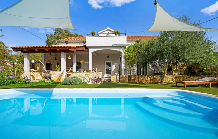 Holiday Home San by Villas Guide