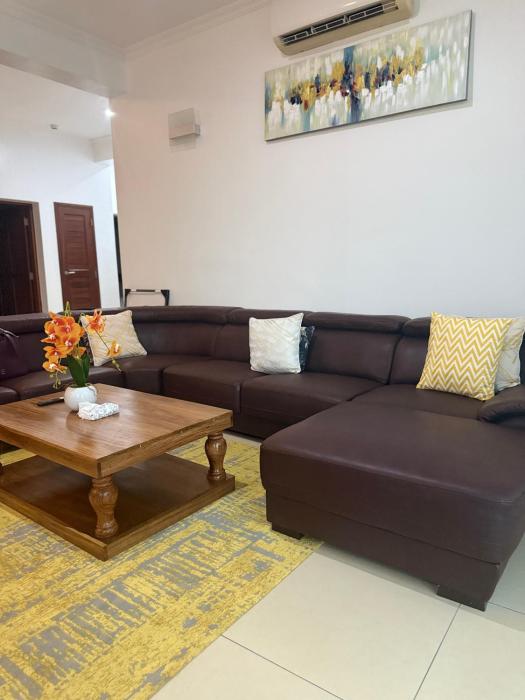 Elles Residence -Sweet & Serene