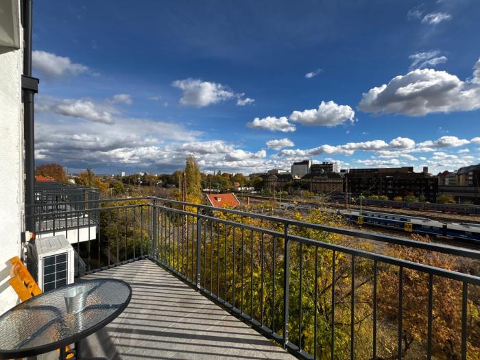 519 Family Apartment 2 near by Heroes Square with free garage