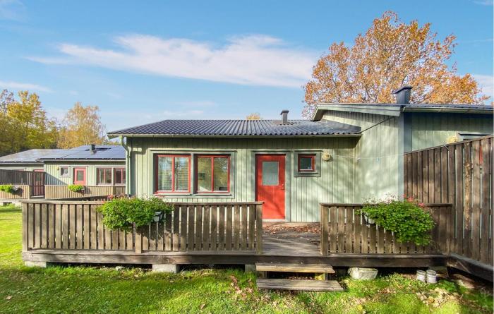 2 Bedroom Beautiful Home In Byxelkrok