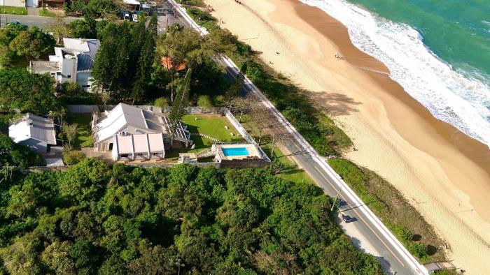 ASA | Casa Frente Mar | Pé na Areia | Piscina | BC