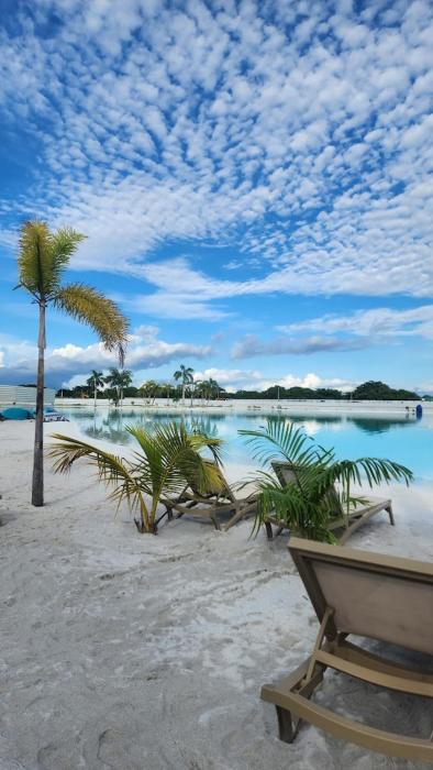 Apto de Ensueño en aguas cristalinas Baía Kristal