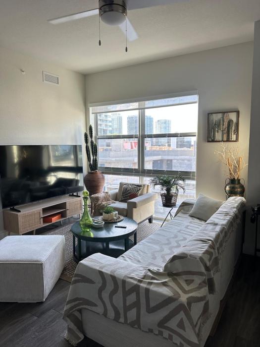 Edgewater Luxe 1BR