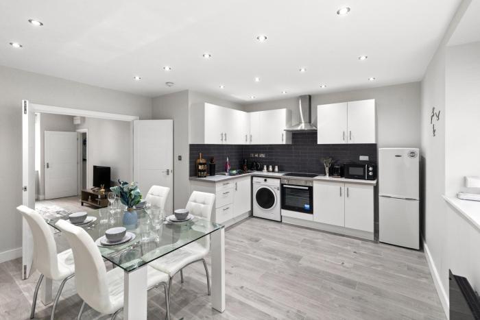 Modern 1-bed Flat Near Weymouth Seafront