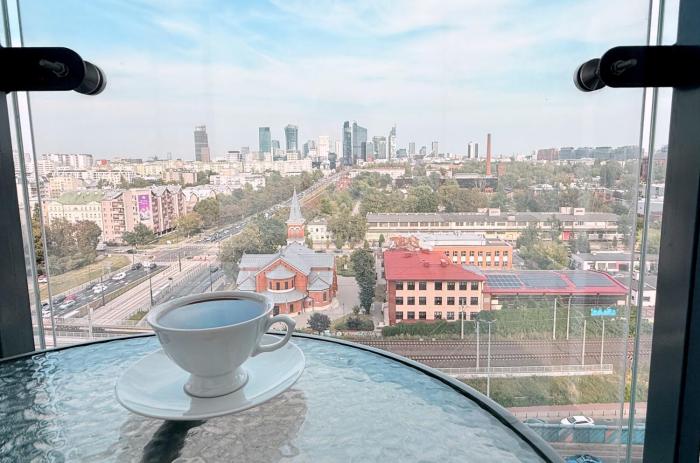 Sky Apartments Wola Tower