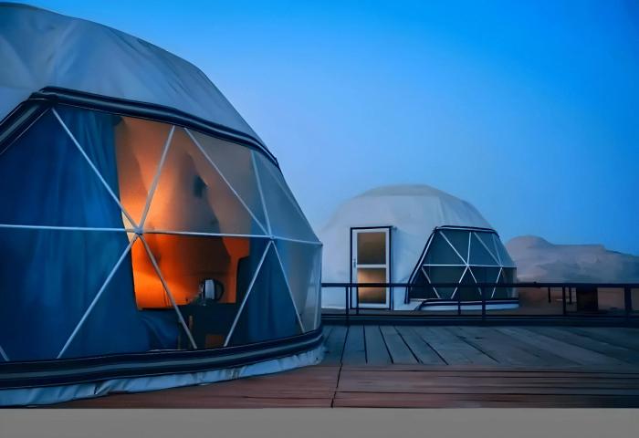 Luxury diamond camp