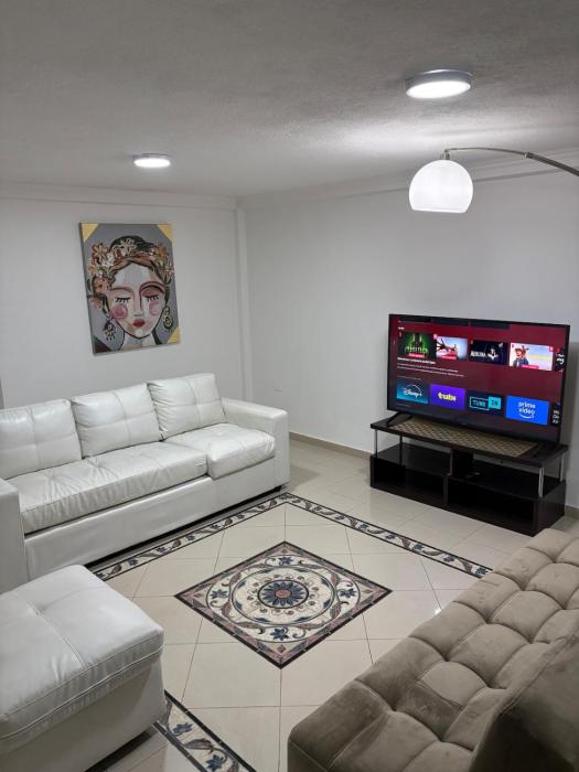 Casa moderna familiar para estadías confortables