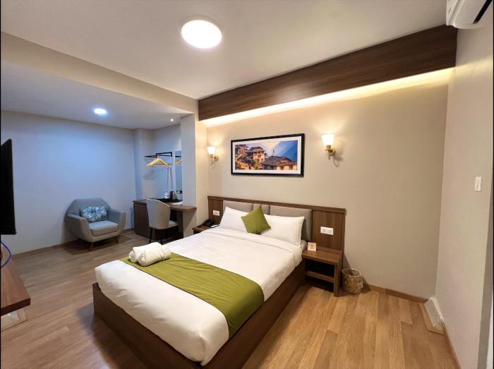 The Old Alley Hotel & Apartment