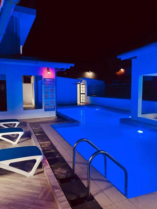 Cozy Studio-Garden Pool Restaurant, 5 mins to CBD