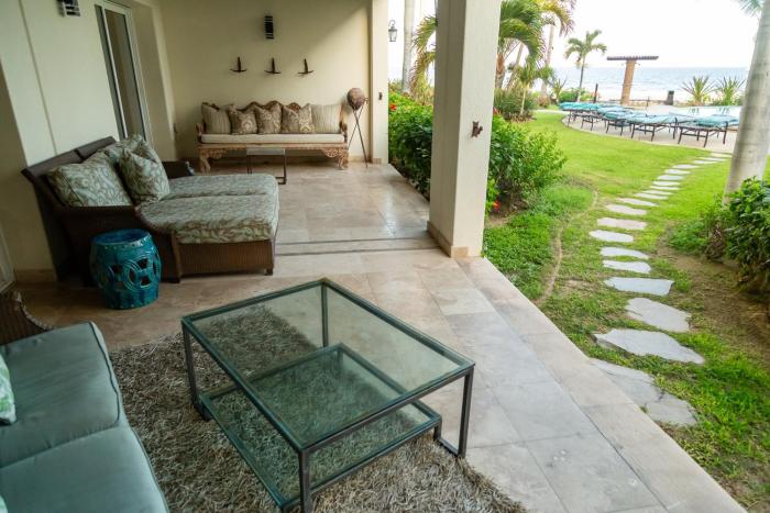 Tortuga Bay TBB 2102