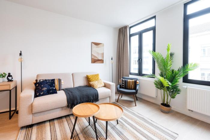 Modern 6-Guest Apartment in Central Antwerp