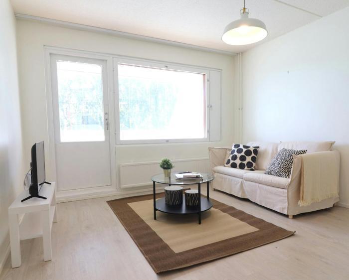 Central and Spacious Apartment for 4 with Sauna