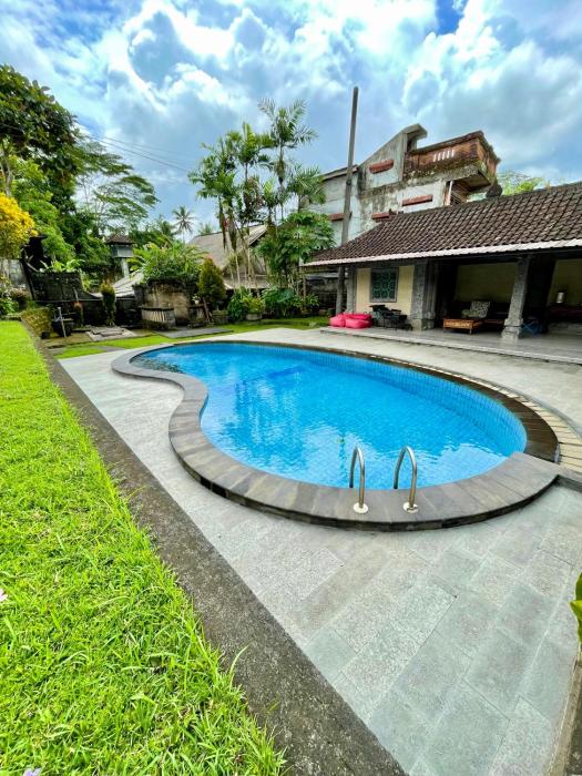 Puri Tirta Guest House Ubud