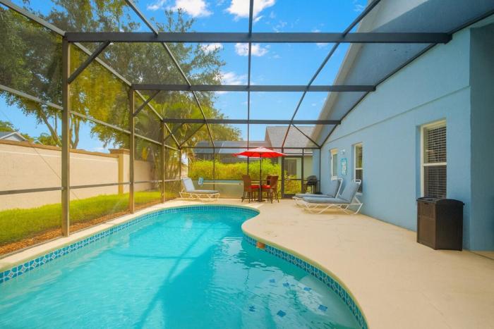 Cozy 4BR Getaway Near Disney & Legoland