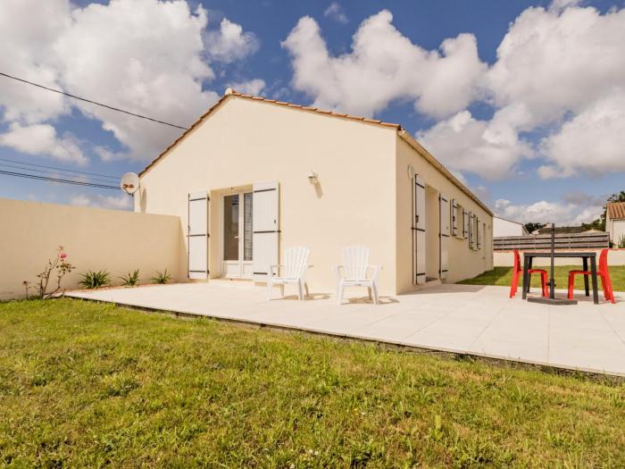 Maison traditionnelle, proche plages, WIFI, jardin - FR-1-306-1319
