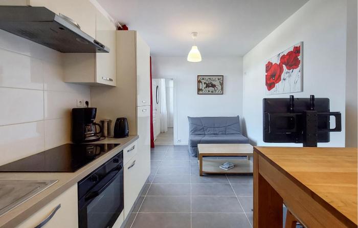 1 Bedroom Awesome Apartment In Châtelaillon-Plage