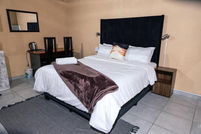 166 Klipspringer Guest house