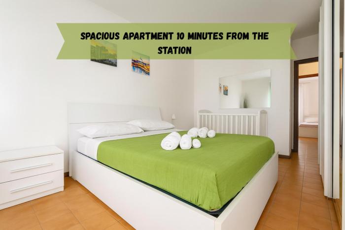 -10 minutes from the station- - 5 beds-