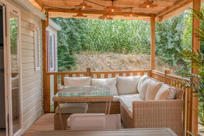 Mobil Home les pieds dans leau