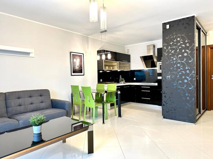 Lubczykowa Gdynia Dąbrowa & free parking