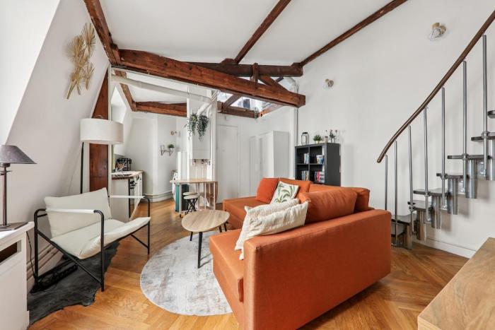 Duplex lumineux et chic près des Champs-Élysées