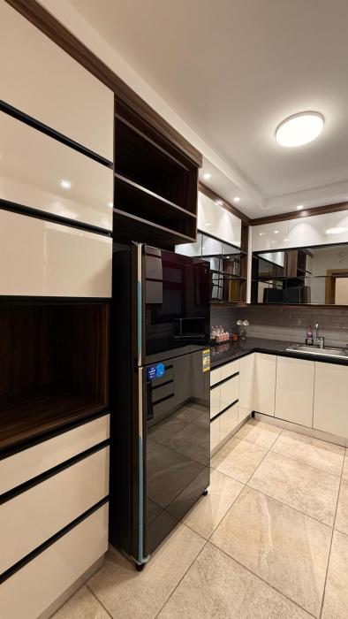 شقة سكنية فندقية بثلاث غرف