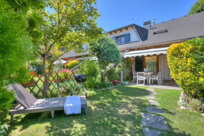 The Green Emerald Family Retreat - Happy Rentals